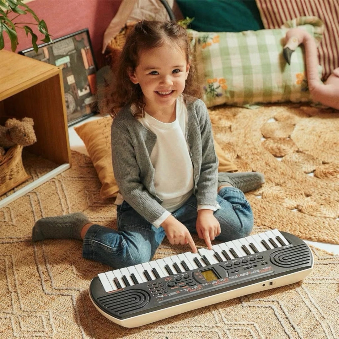 Casio SA81 44-Key Mini Portable Keyboard