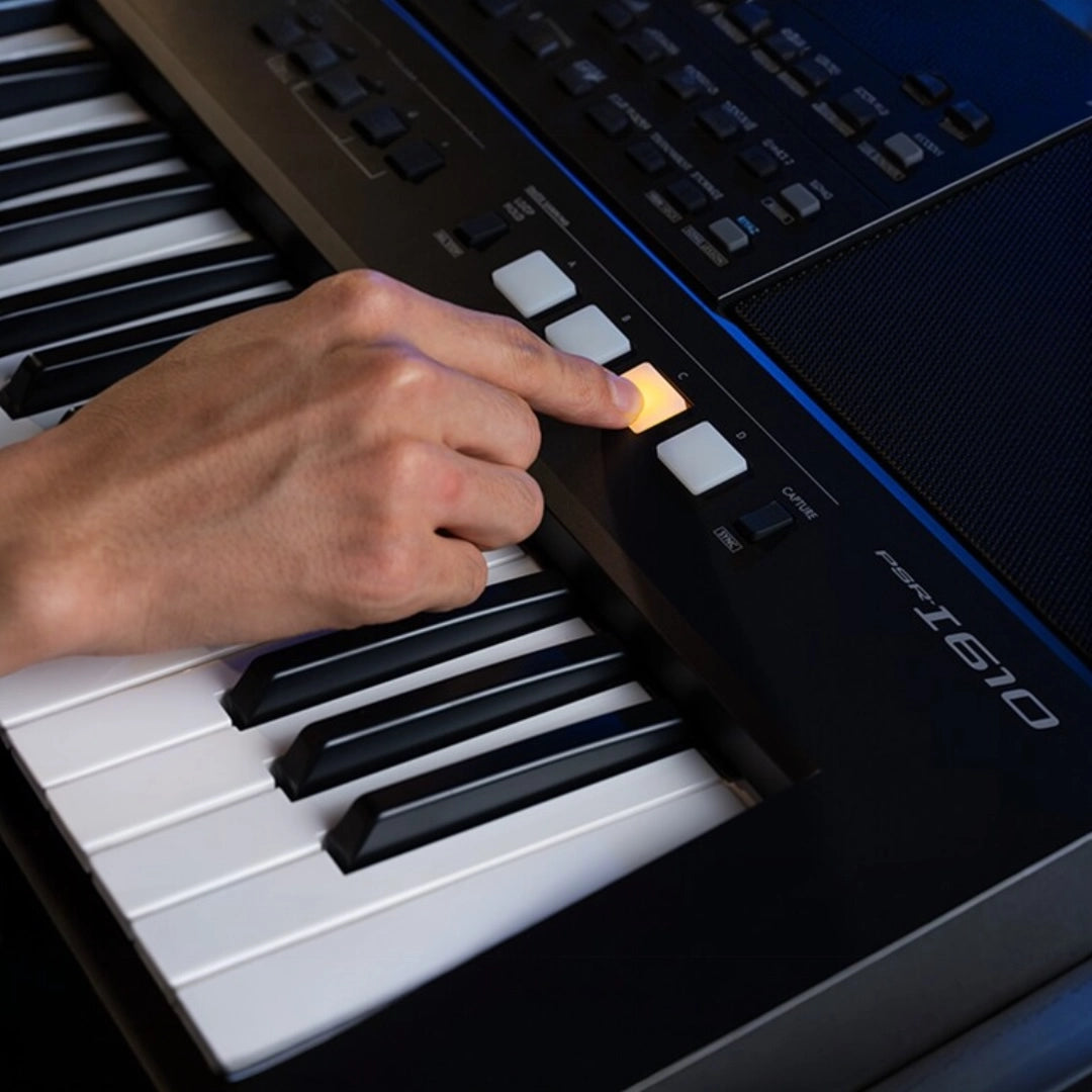 Yamaha PSR-I610 61 Keys Portable Keyboard